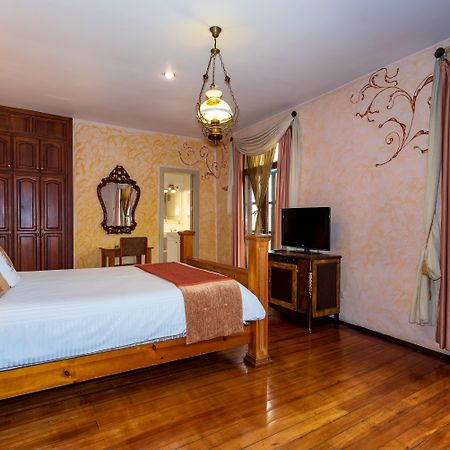 Hotel Boutique Los Balcones Cuenca Esterno foto