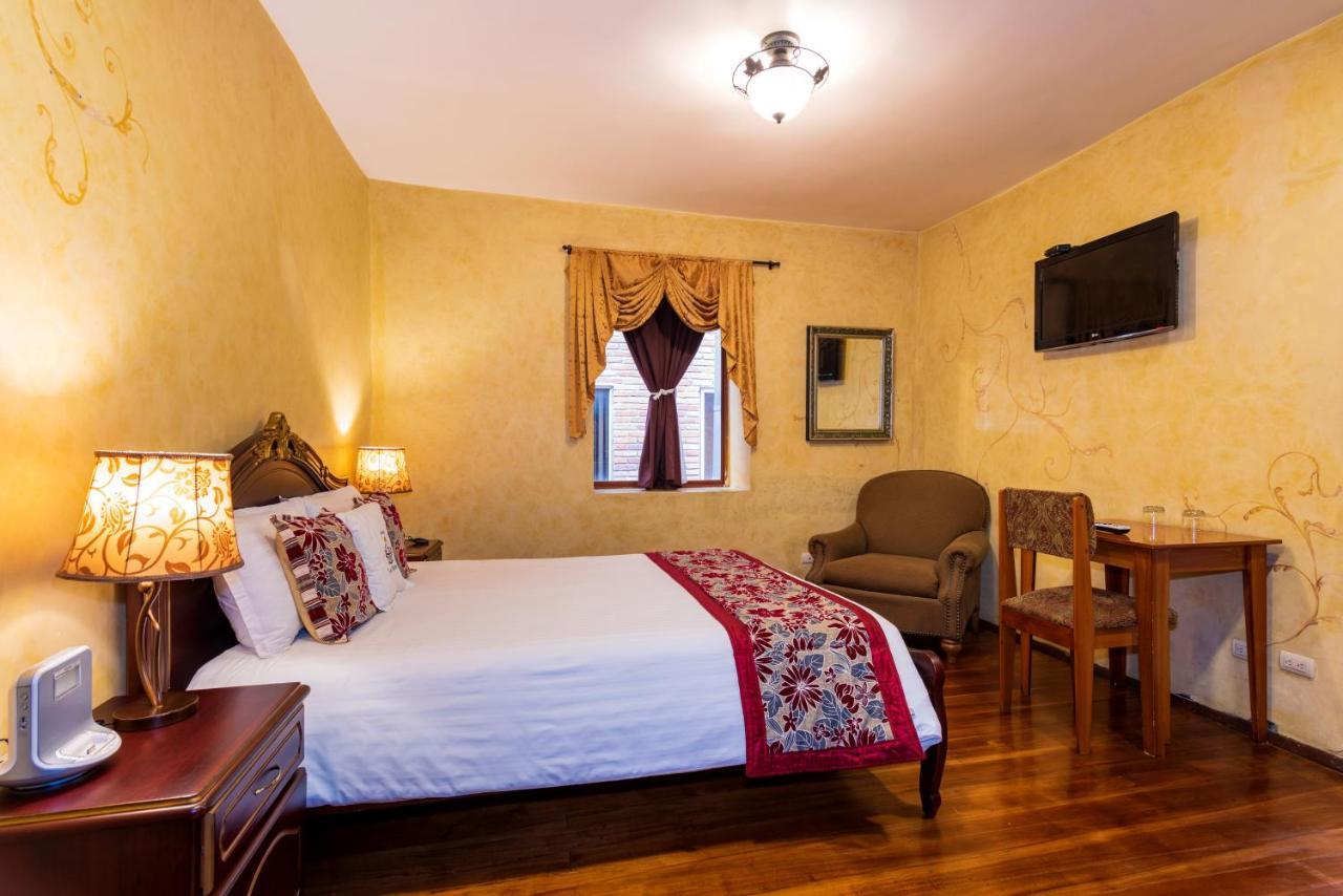 Hotel Boutique Los Balcones Cuenca Esterno foto