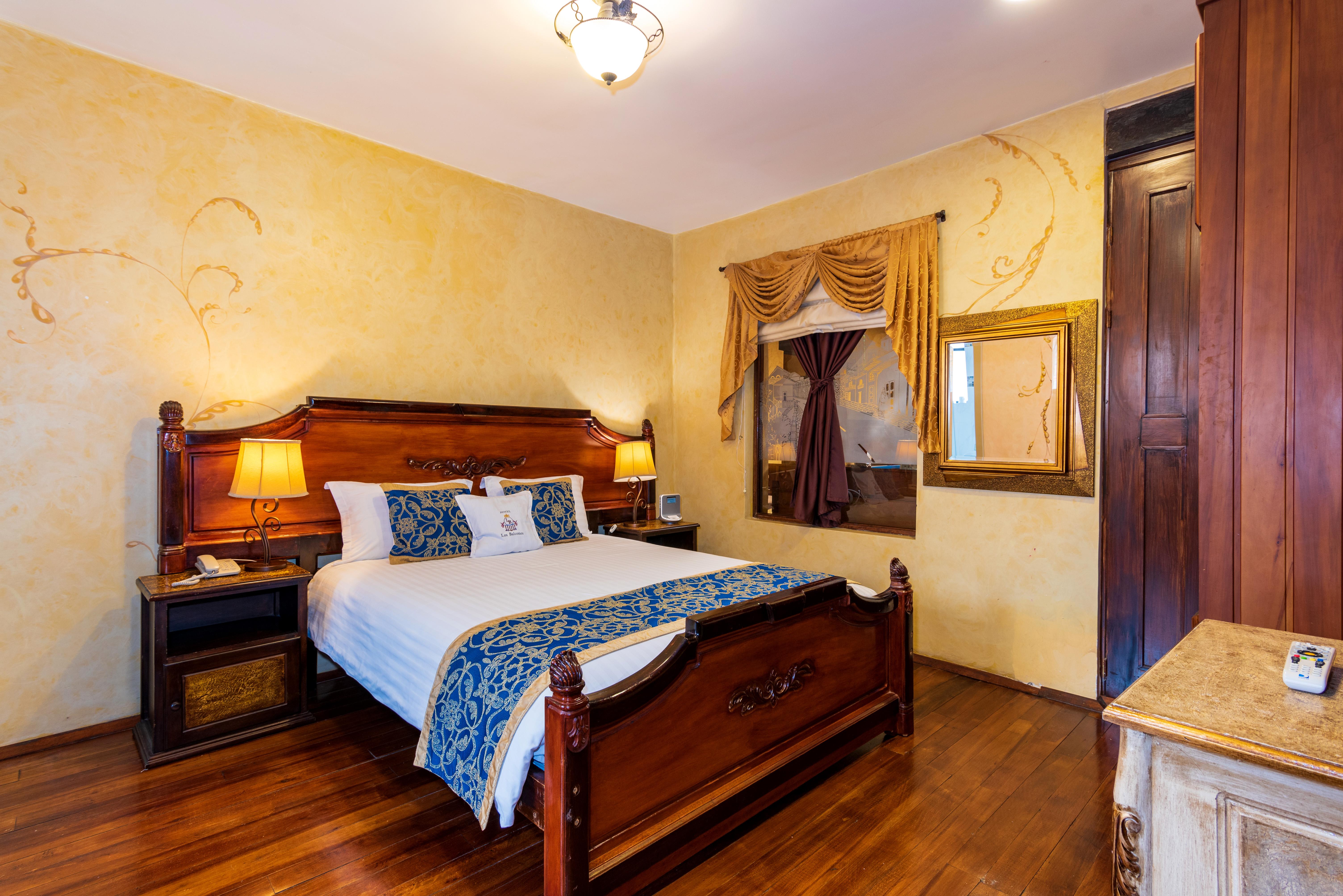 Hotel Boutique Los Balcones Cuenca Esterno foto