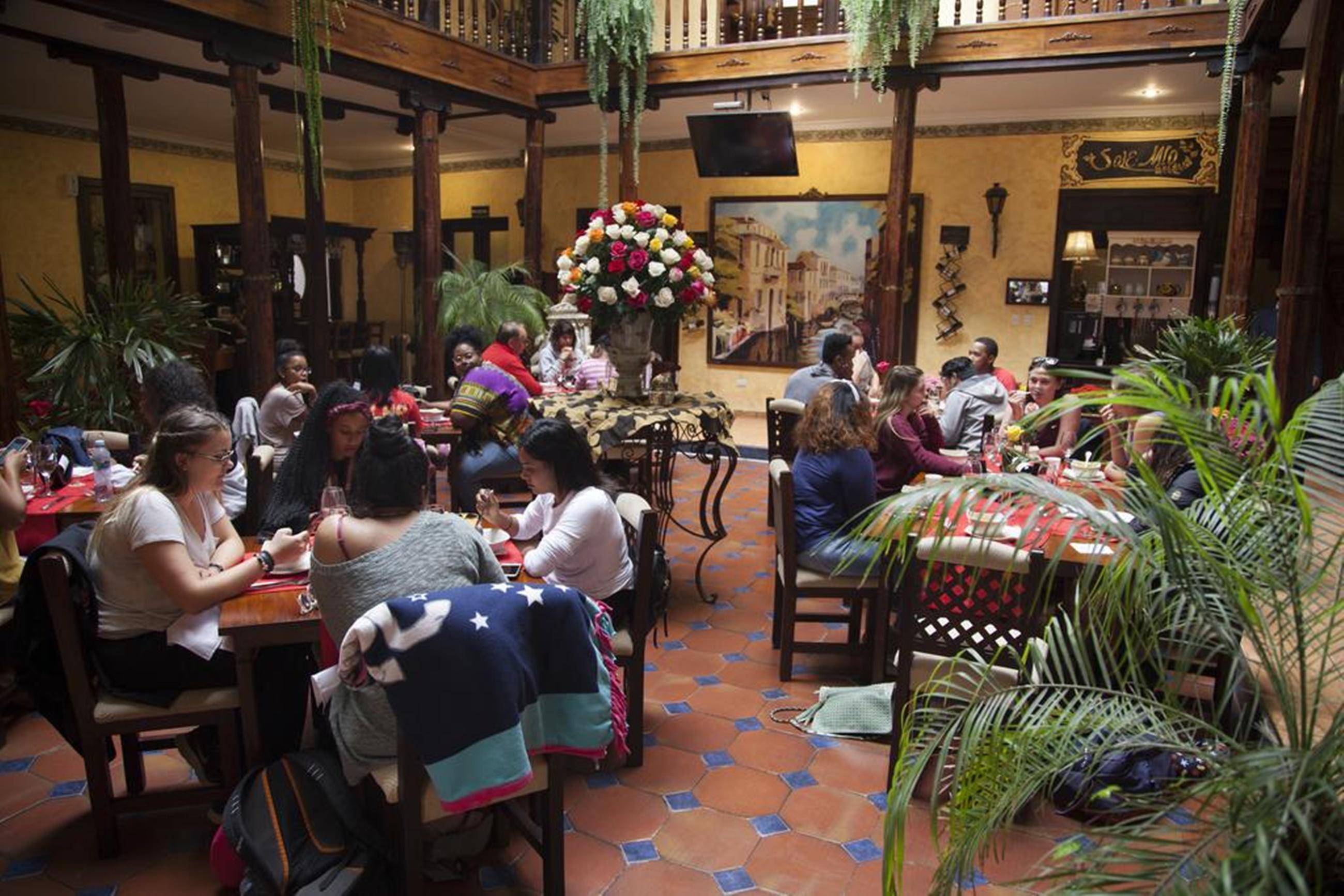 Hotel Boutique Los Balcones Cuenca Esterno foto