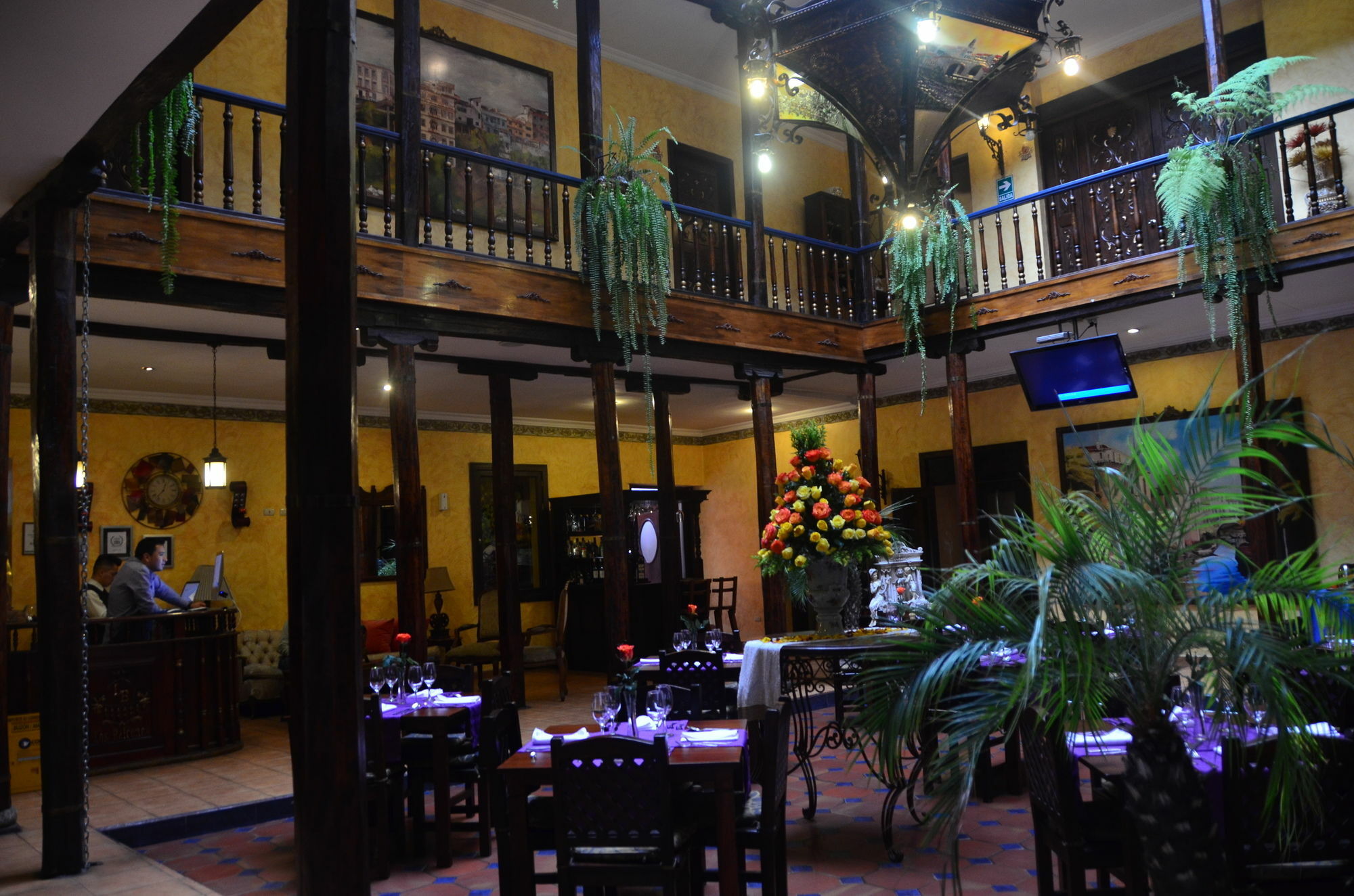 Hotel Boutique Los Balcones Cuenca Esterno foto