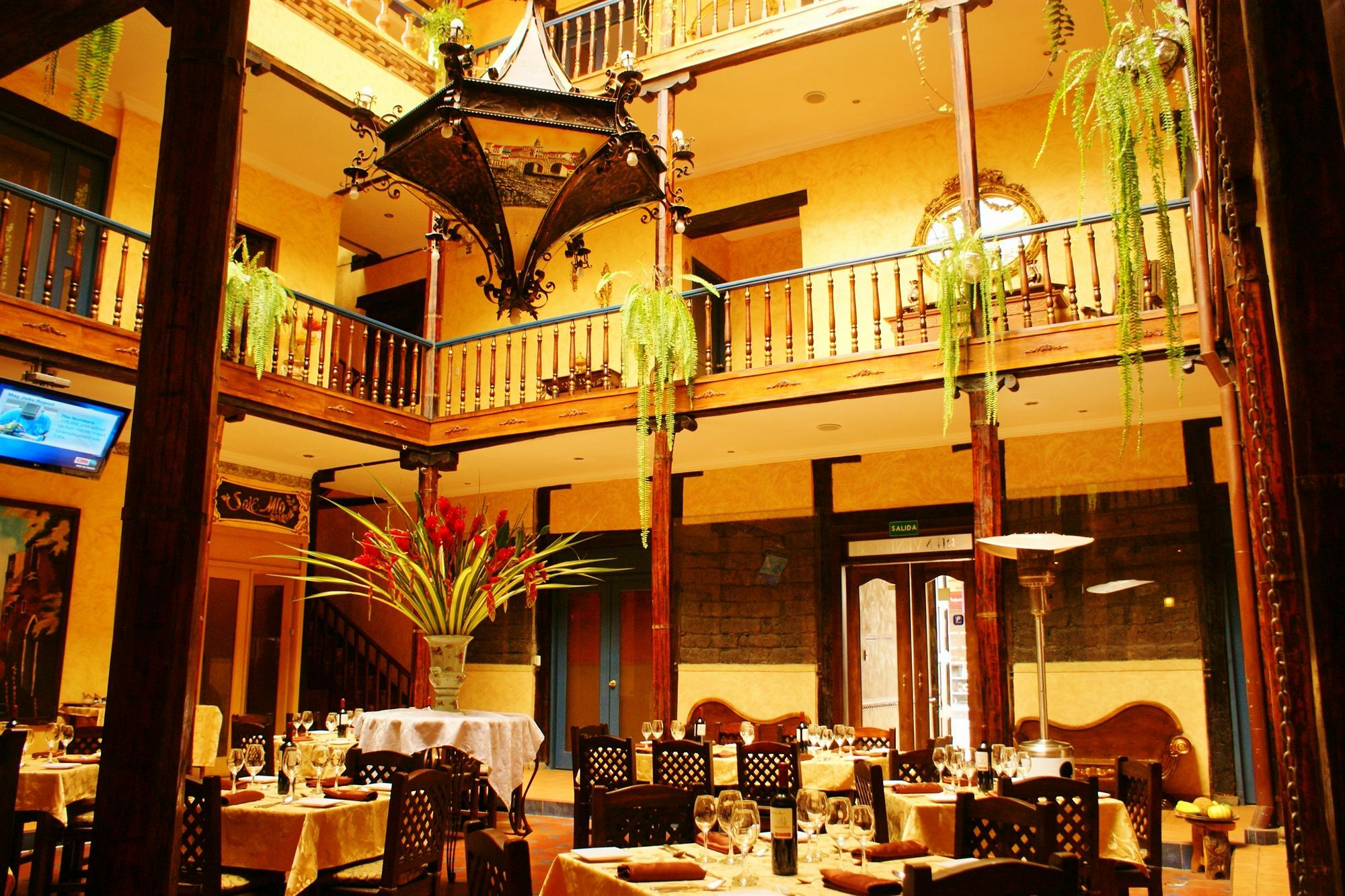 Hotel Boutique Los Balcones Cuenca Esterno foto